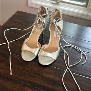 Diane Von Furstenberg Silver Tie Up Heels
